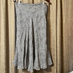 📚PRICE DROPPED EYC Charter Club Leopard 🐆 Gray Women Skirt Size 14